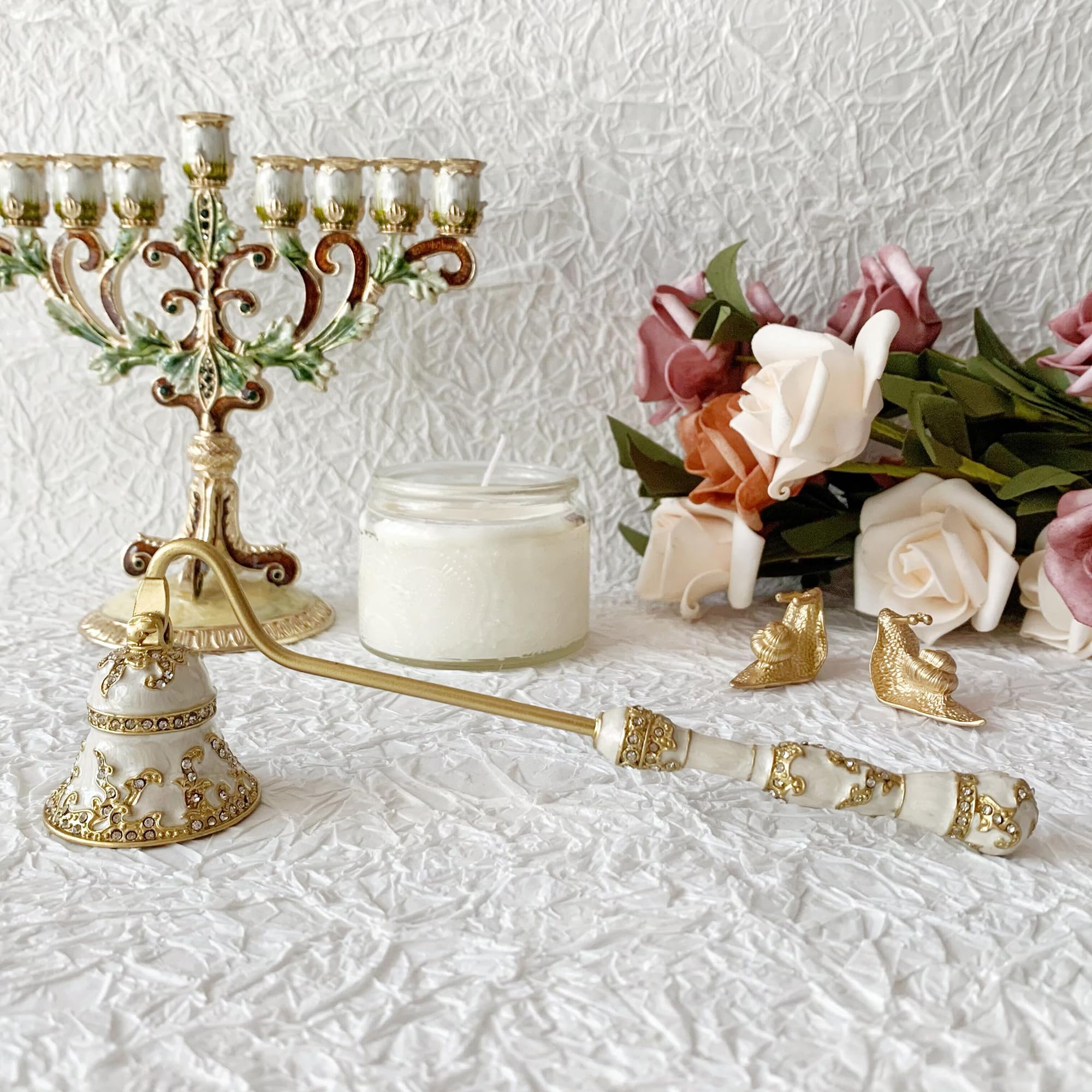 Collectible Collection - Pemadam Lilin Menorah Mewah Berbentuk Lonceng